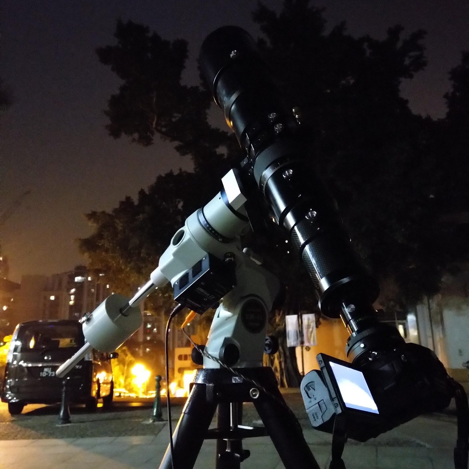 E-M1II 相機、 BORG 107FL 望遠鏡、 Tele Vue 5x Extender 、 Takahashi EM-11 Temma 2Z 赤道儀